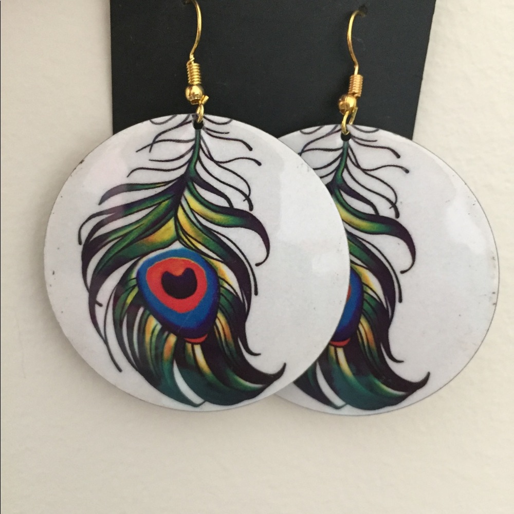 NEW peacock feather design earrings
